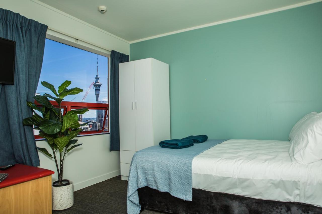 United Auckland Hostel Exterior photo