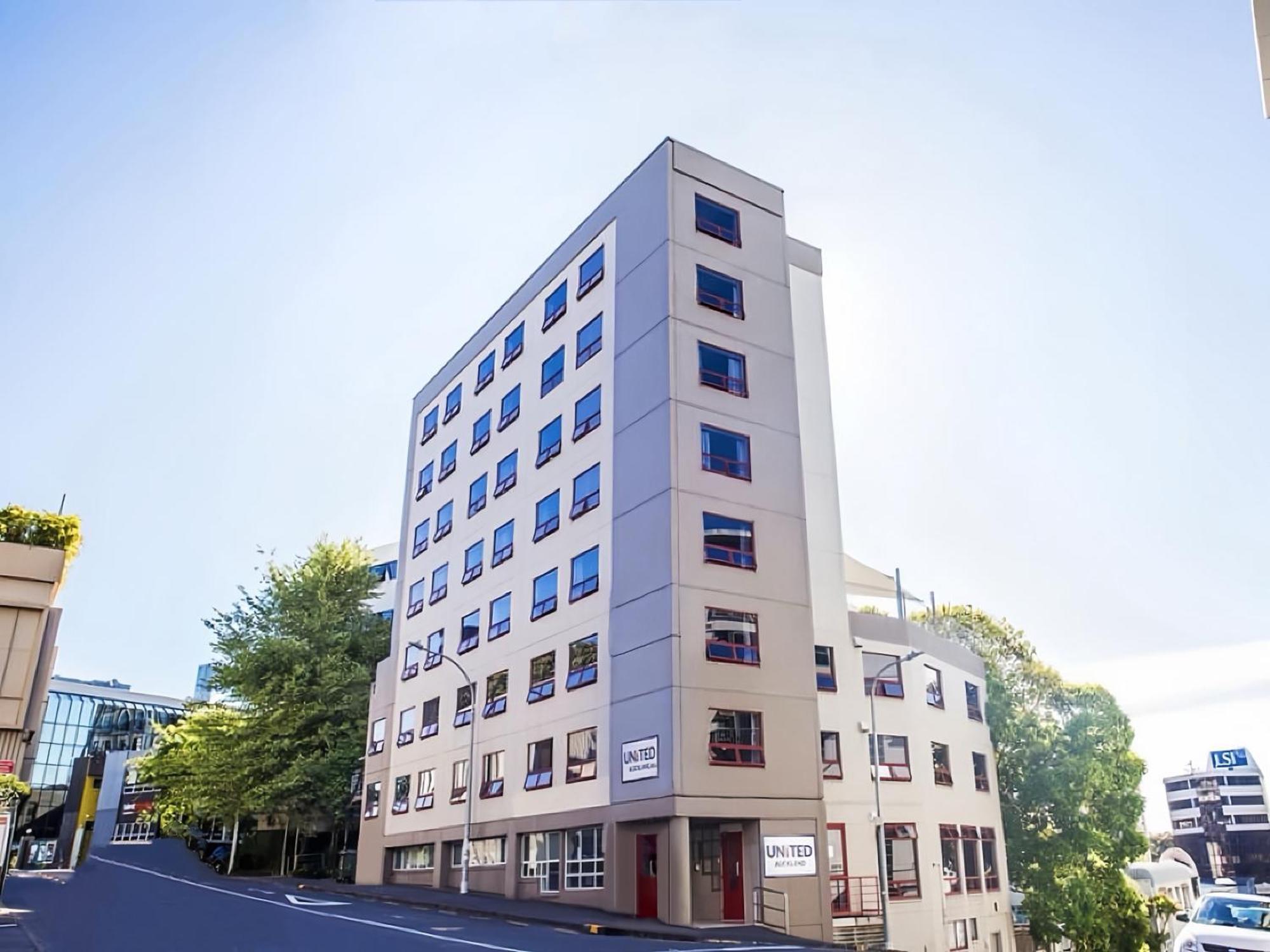 United Auckland Hostel Exterior photo