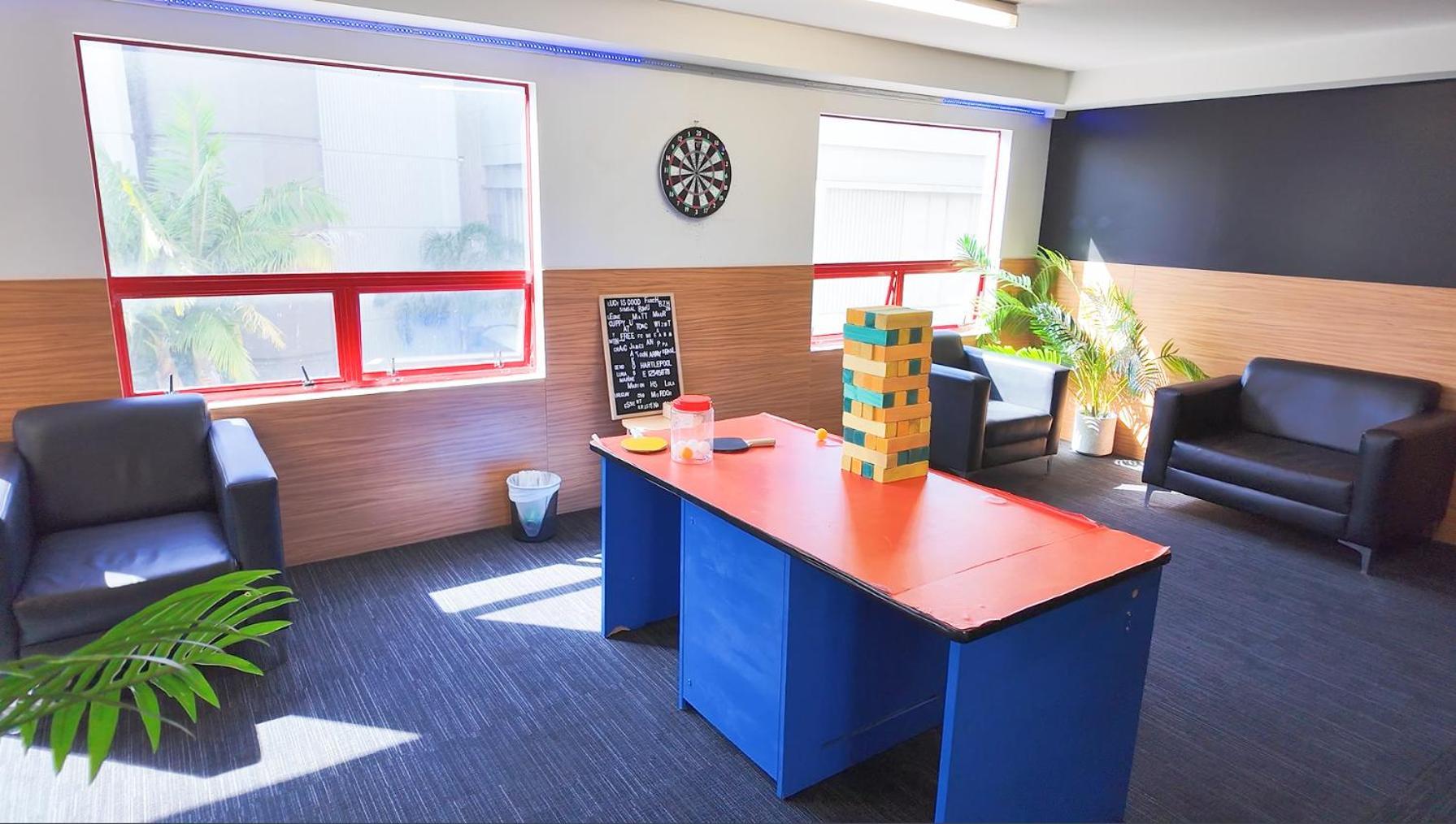 United Auckland Hostel Exterior photo